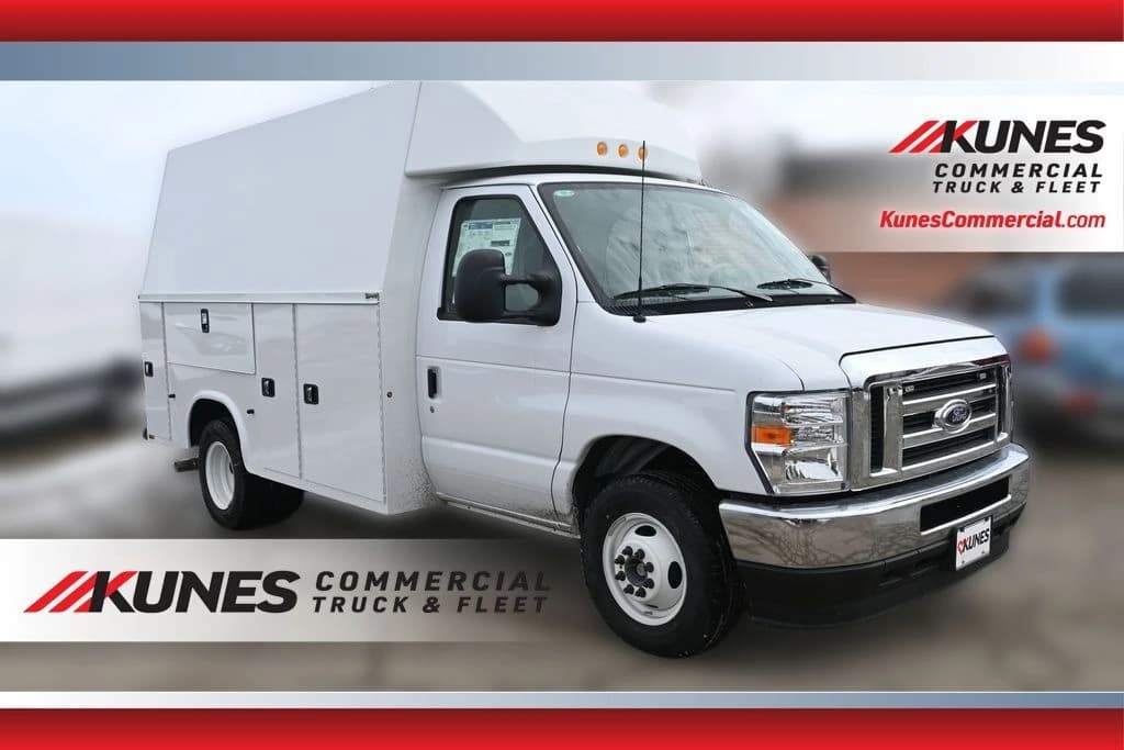2025 Ford E-350SD Base